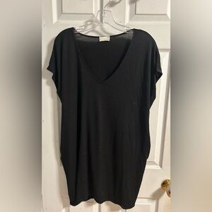 Wilfred Black V-Neck Short Sleeve Top
